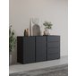 Priestranná komoda Asymetric v čiernom odtieni – 4 zásuvky, 2 dvierka 02