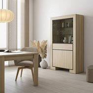 Presklená vitrína Cuba II - dub elegantný / čierna Presklená vitrína Cuba II - dub elegantný / čierna