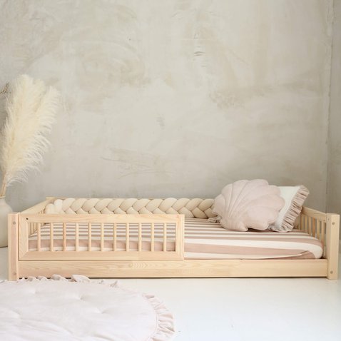 Jednolôžková posteľ Basic 80 x 160 cm - prírodná borovica / nízke nožičky - 01