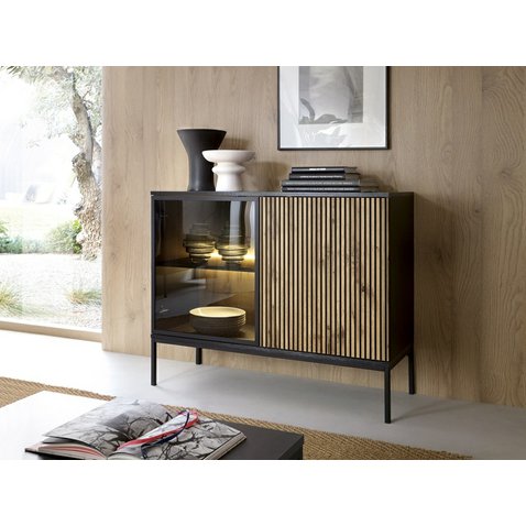 Menšia komoda s osvetlením Sento